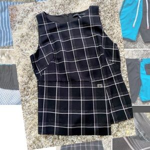 Super cute WHBM Sliming top